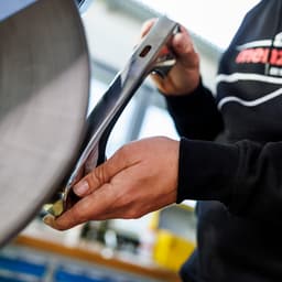 Menzerna P126 Parlatıcı Katı Cila Pembe Paslanmaz Çelik Değerli Metal Parlatıcı – 1300 Gr - 3
